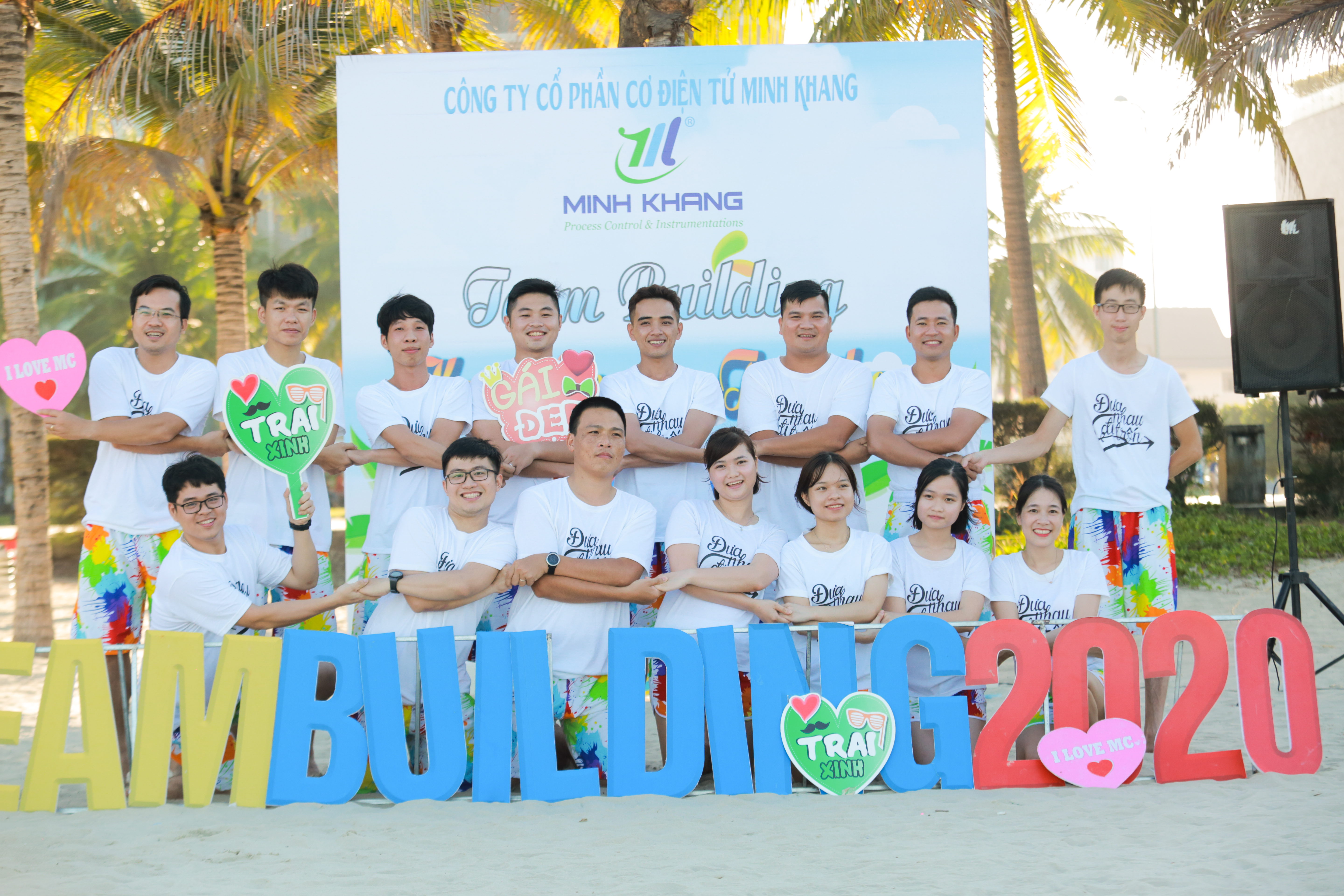 Hoạt động teambuilding